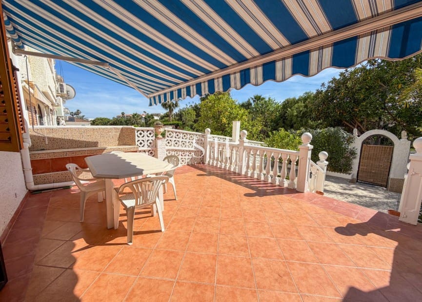 3 camera da letto Bungalow in vendita in Playa Flamenca - 249.000 € (Rif: 9819276)