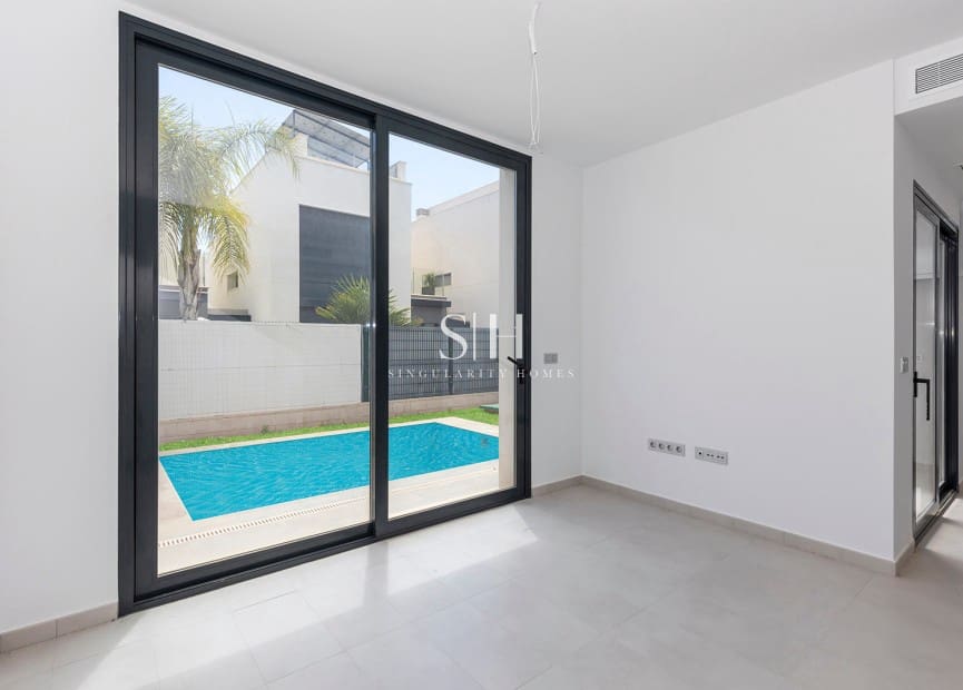3 Zimmer Villa zu verkaufen in Orihuela Costa mit Pool - 319.000 € (Ref: 9834612)