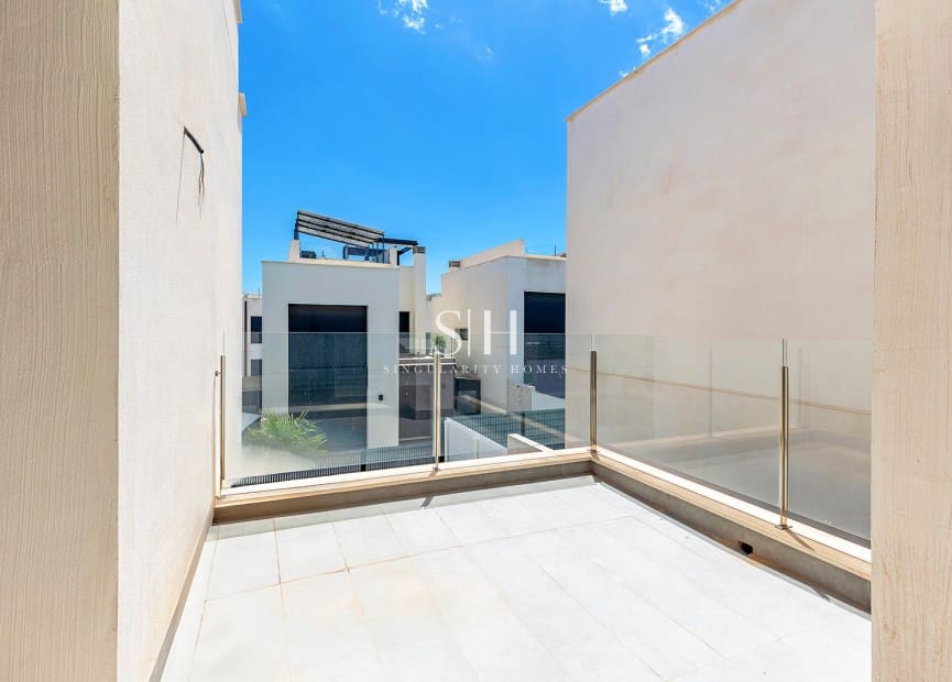 3 Zimmer Villa zu verkaufen in Orihuela Costa mit Pool - 319.000 € (Ref: 9834612)