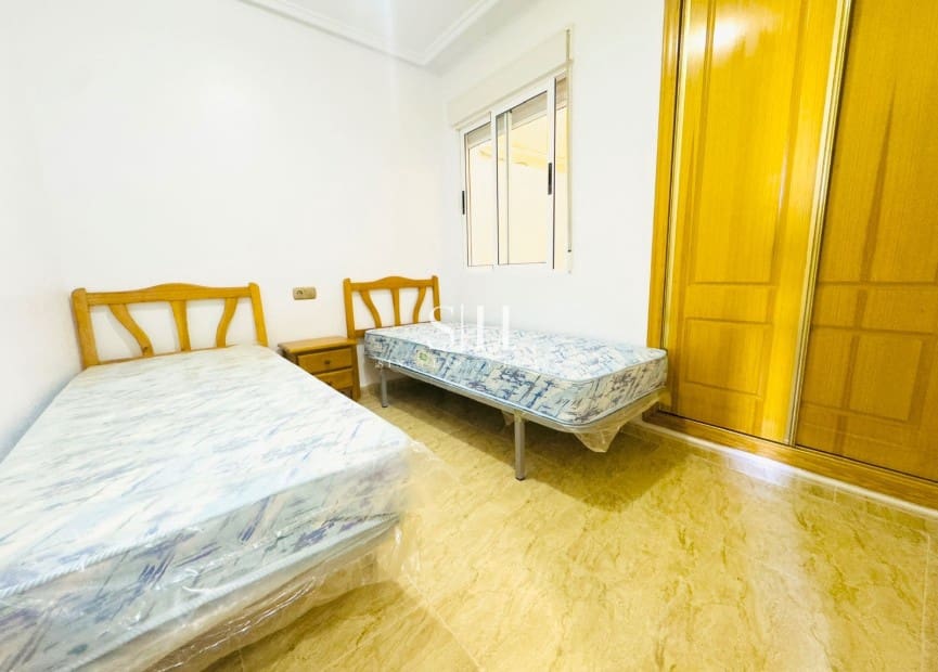 2 soveværelse Lejlighed til salg i Los Montesinos med swimmingpool - € 112.000 (Ref: 9838468)