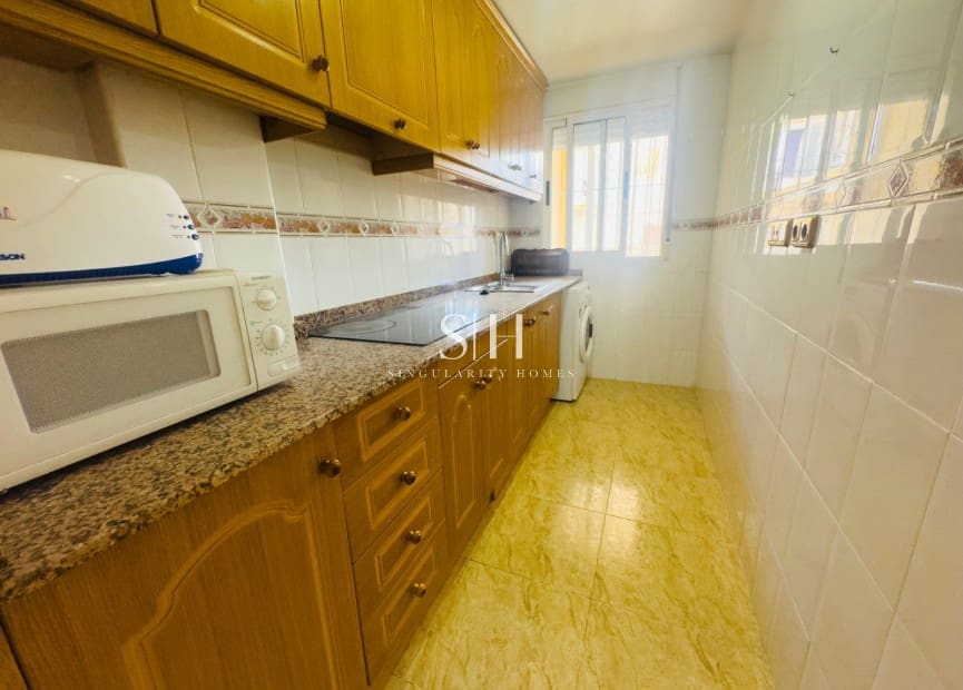 2 soveværelse Lejlighed til salg i Los Montesinos med swimmingpool - € 112.000 (Ref: 9838468)