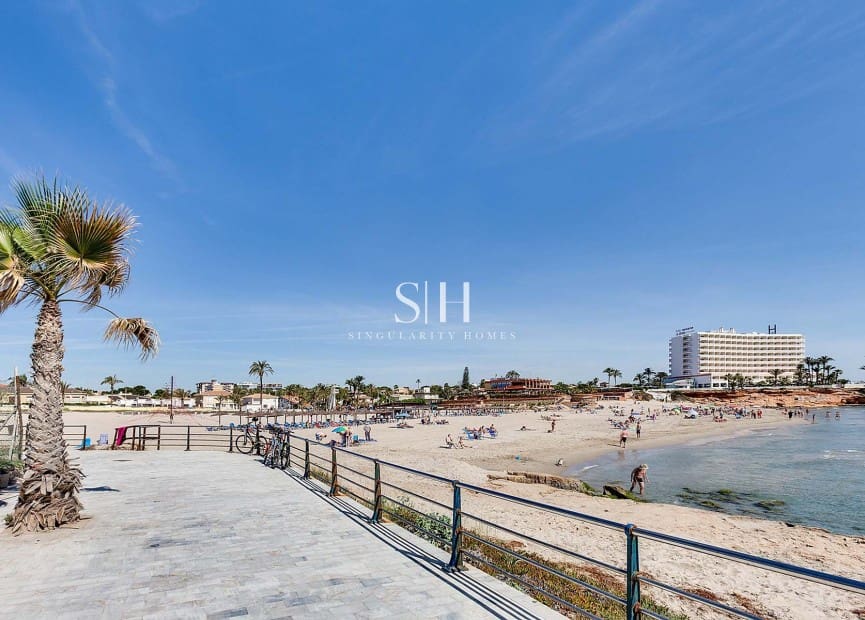 3 camera da letto Villa in vendita in La Zenia con piscina - 890.000 € (Rif: 9844434)