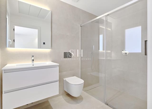 3 slaapkamer Villa te koop in Lomas de Cabo Roig - Los Dolses, Orihuela met zwembad - € 760.000 (Ref: 9844435)