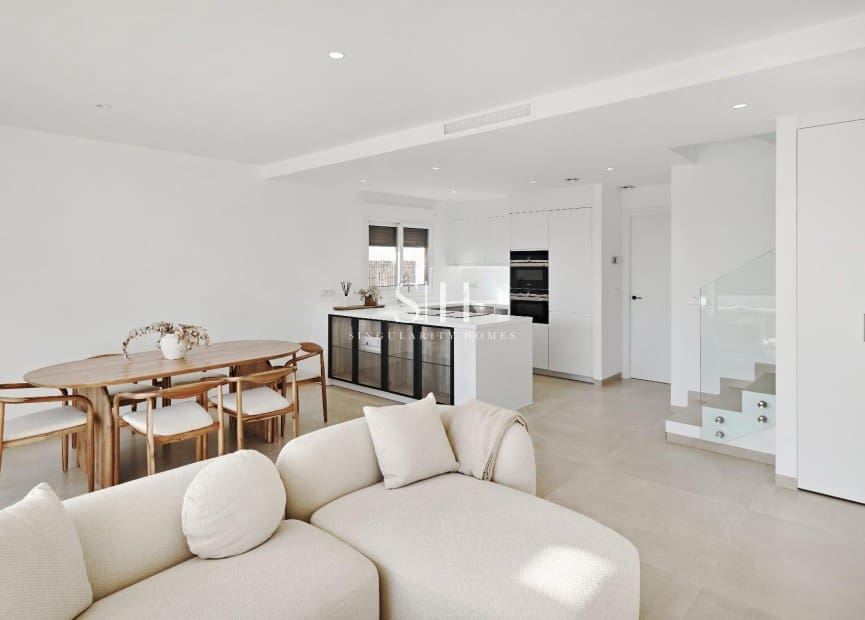 3 slaapkamer Villa te koop in Orihuela Costa met zwembad - € 760.000 (Ref: 9844435)