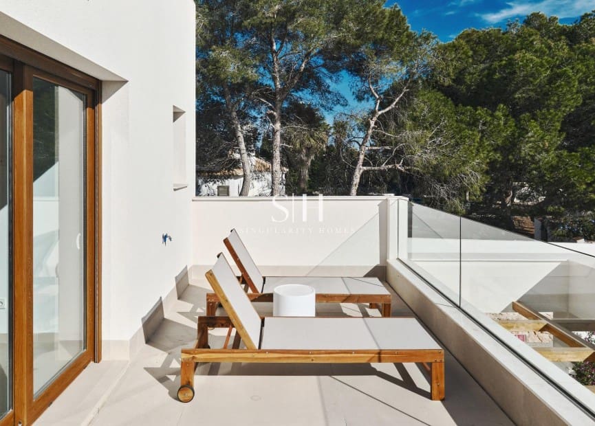 3 slaapkamer Villa te koop in Orihuela Costa met zwembad - € 760.000 (Ref: 9844435)
