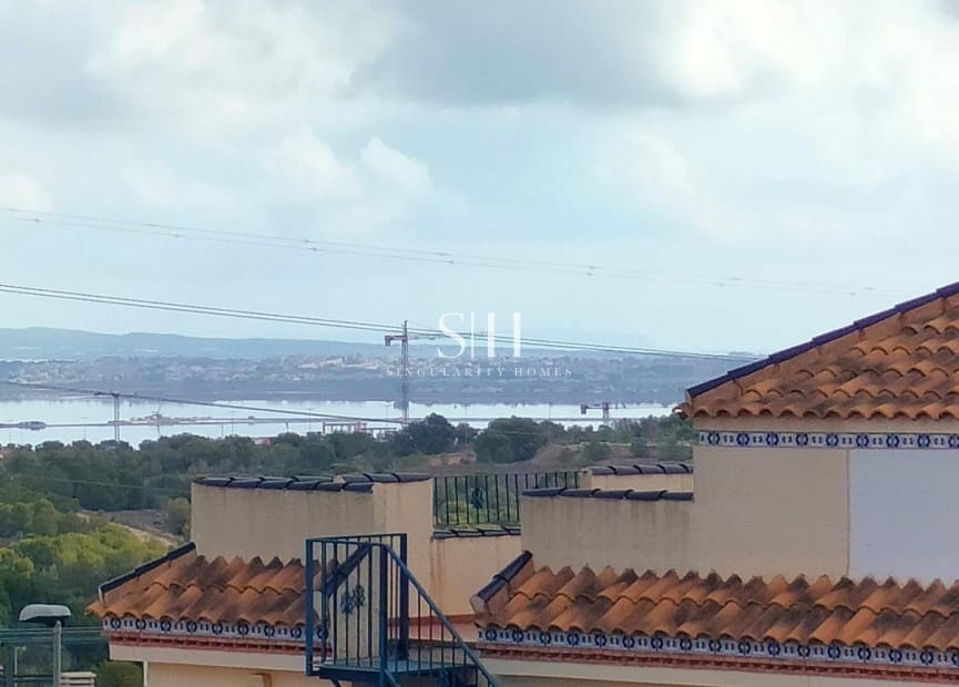 3 soverom Hus til salgs i Orihuela Costa med svømmebasseng - € 319 900 (Ref: 9844437)