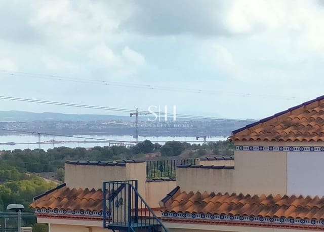 3 soverom Hus til salgs i Los Almendros (Orihuela Costa), Orihuela med svømmebasseng - € 319 900 (Ref: 9844437)