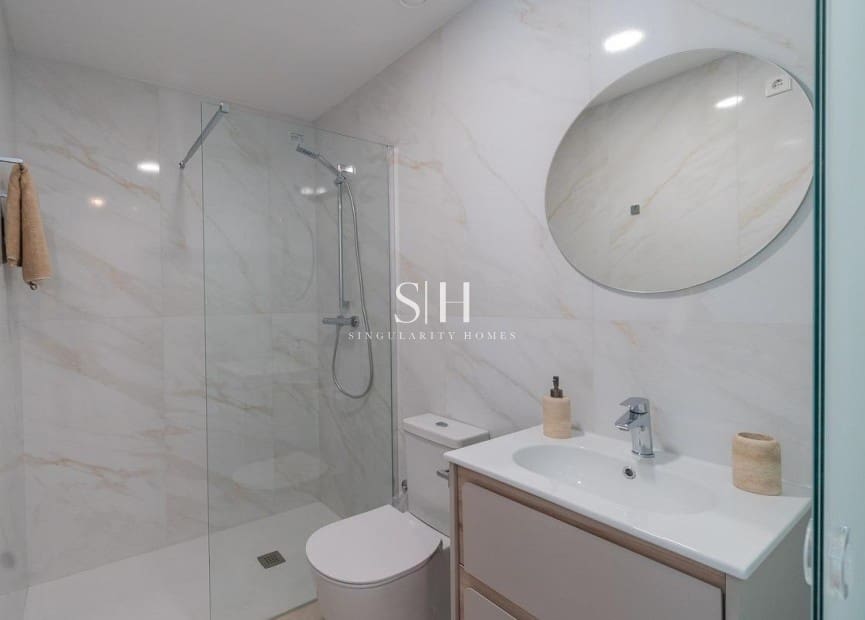 2 sypialnia Apartament na sprzedaż w Playa Flamenca z basenem garażem - 375 000 € (Ref: 9844438)
