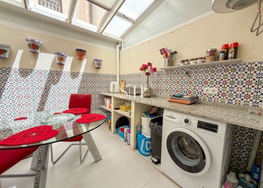 2 soveværelse Byhus til salg i Orihuela Costa med swimmingpool garage - € 182.500 (Ref: 9854310)
