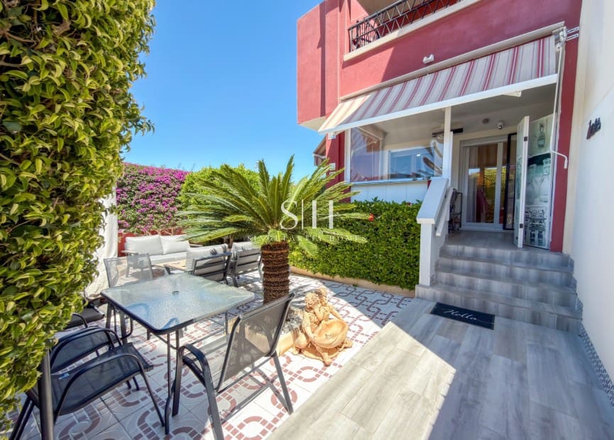 2 soveværelse Byhus til salg i Orihuela Costa med swimmingpool garage - € 182.500 (Ref: 9854310)