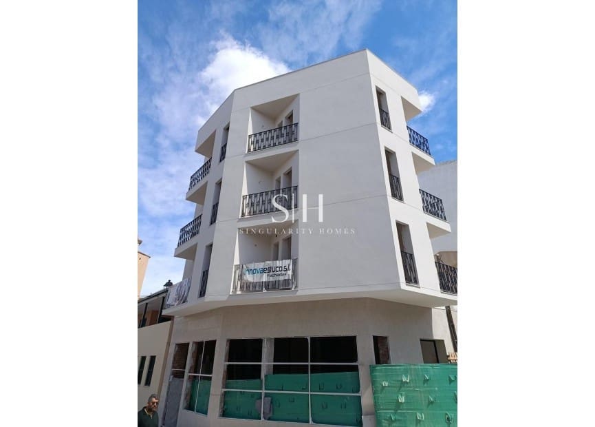 Apartamento de 2 habitaciones en Bigastro en venta - 176.000 € (Ref: 9854663)