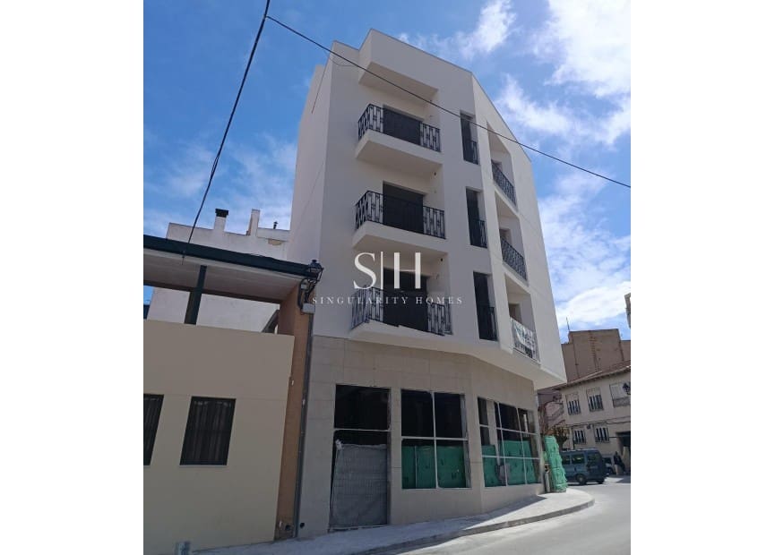 Apartamento de 2 habitaciones en Bigastro en venta - 176.000 € (Ref: 9854663)