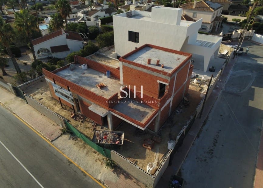 3 quarto Moradia para venda em Ciudad Quesada com piscina - 749 000 € (Ref: 9863499)