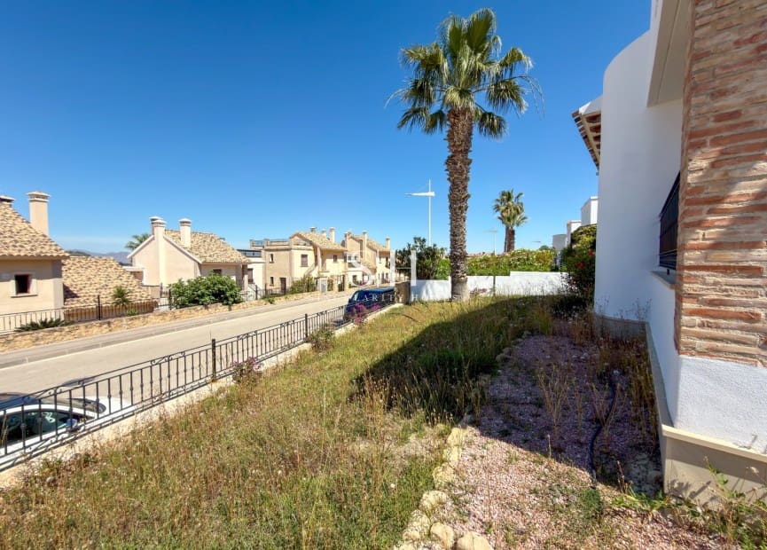 3 bedroom Villa for sale in Algorfa with pool - € 375,000 (Ref: 9863500)