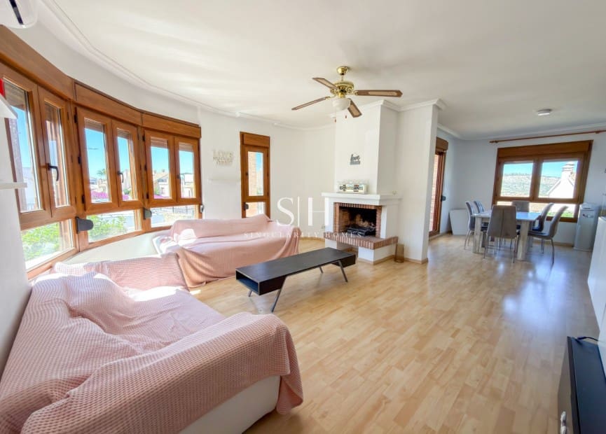 3 bedroom Villa for sale in Algorfa with pool - € 375,000 (Ref: 9863500)