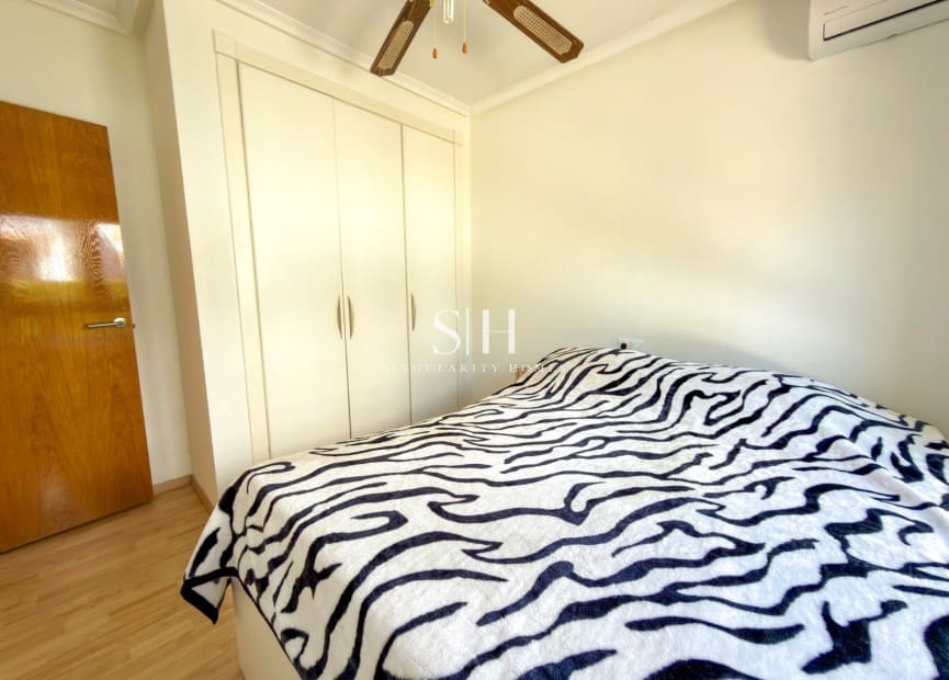 3 bedroom Villa for sale in Algorfa with pool - € 375,000 (Ref: 9863500)
