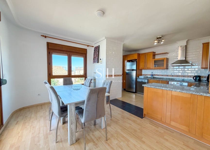 3 bedroom Villa for sale in Algorfa with pool - € 375,000 (Ref: 9863500)