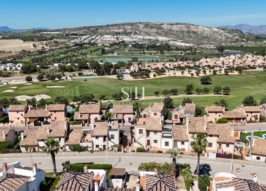 3 bedroom Villa for sale in Algorfa with pool - € 375,000 (Ref: 9863500)