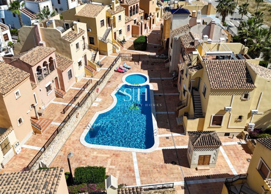 3 bedroom Villa for sale in Algorfa with pool - € 375,000 (Ref: 9863500)