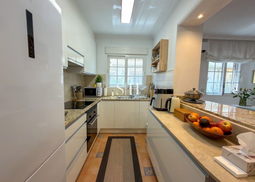 4 sypialnia Willa na sprzedaż w Los Dolses z basenem garażem - 335 000 € (Ref: 9863501)