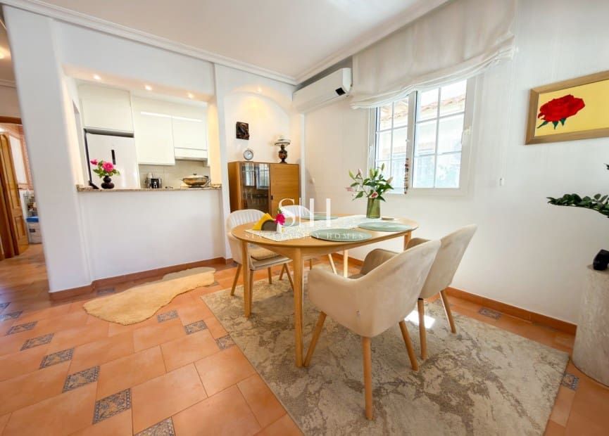 4 sypialnia Willa na sprzedaż w Los Dolses z basenem garażem - 335 000 € (Ref: 9863501)