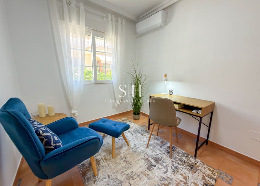 4 sypialnia Willa na sprzedaż w Los Dolses z basenem garażem - 335 000 € (Ref: 9863501)