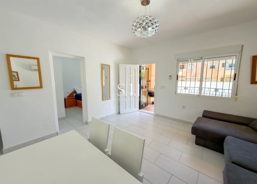 Apartamento de 2 habitaciones en Orihuela Costa en venta con piscina - 199.000 € (Ref: 9874313)