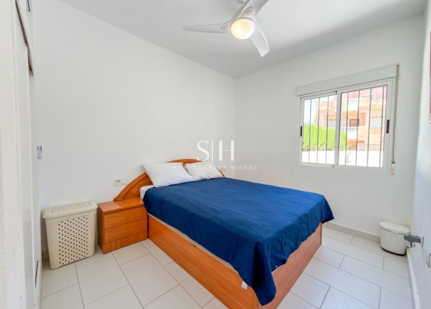 Apartamento de 2 habitaciones en Orihuela Costa en venta con piscina - 199.000 € (Ref: 9874313)