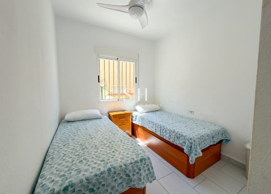 Apartamento de 2 habitaciones en Orihuela Costa en venta con piscina - 199.000 € (Ref: 9874313)