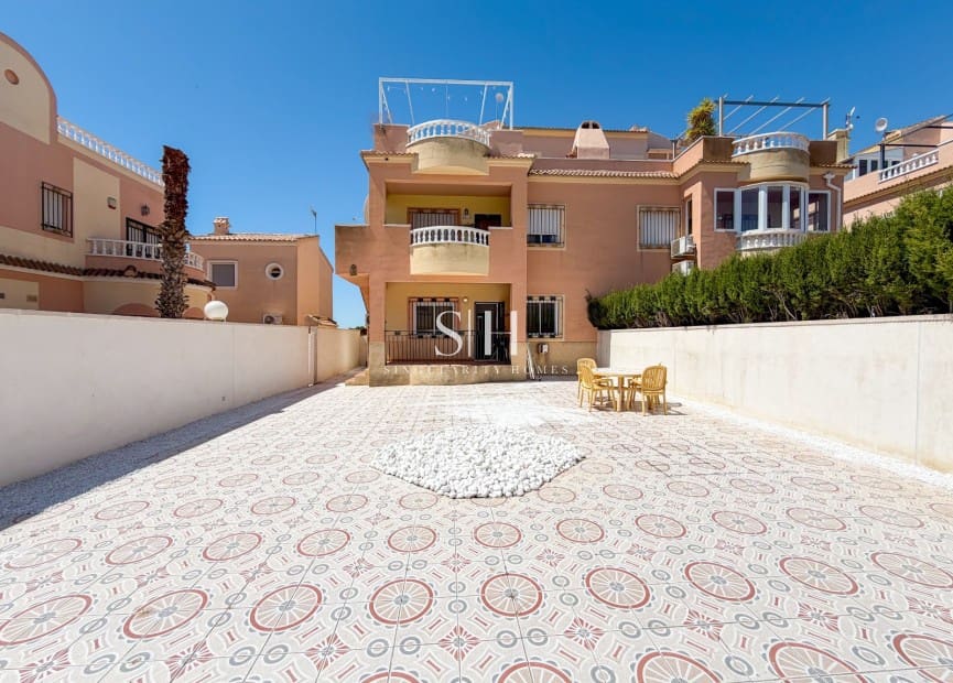 Apartamento de 2 habitaciones en Orihuela Costa en venta con piscina - 199.000 € (Ref: 9874313)