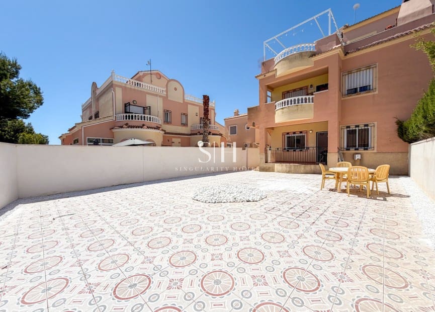Apartamento de 2 habitaciones en Orihuela Costa en venta con piscina - 199.000 € (Ref: 9874313)