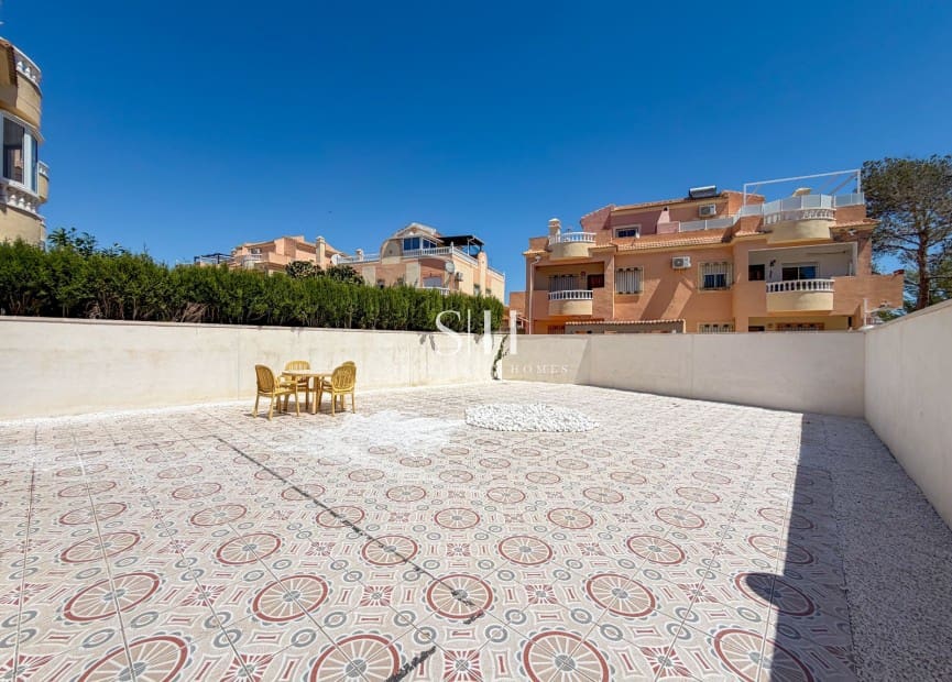 Apartamento de 2 habitaciones en Orihuela Costa en venta con piscina - 199.000 € (Ref: 9874313)