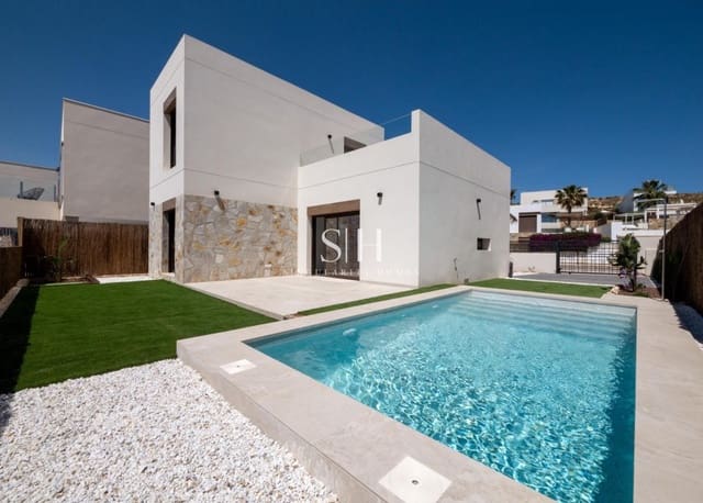 Chalet de 3 habitaciones en Algorfa en venta con piscina garaje - 489.000 € (Ref: 9883775)
