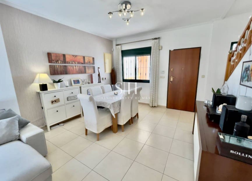 4 quarto Moradia para venda em Ciudad Quesada com piscina garagem - 520 000 € (Ref: 9914894)