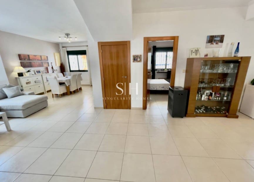 4 quarto Moradia para venda em Ciudad Quesada com piscina garagem - 520 000 € (Ref: 9914894)