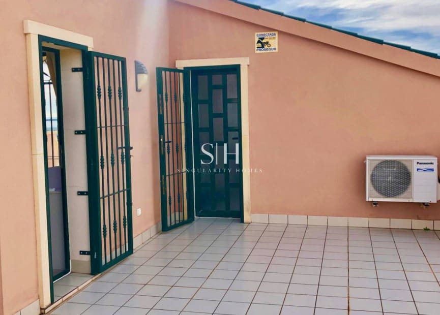 4 quarto Moradia para venda em Ciudad Quesada com piscina garagem - 520 000 € (Ref: 9914894)