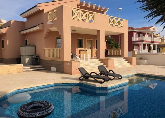 4 quarto Moradia para venda em Ciudad Quesada, Rojales com piscina garagem - 520 000 € (Ref: 9914894)