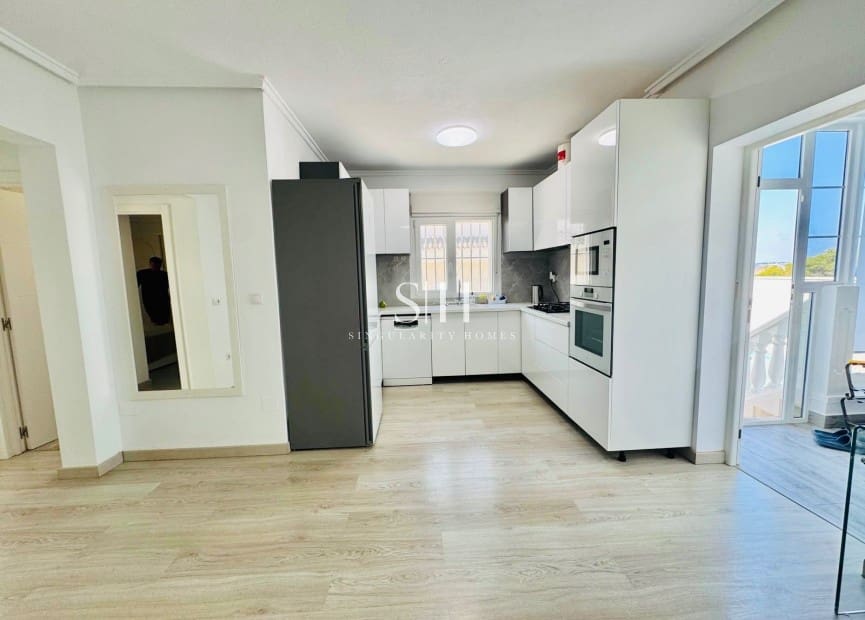 4 camera da letto Villa in vendita in Ciudad Quesada con piscina garage - 470.000 € (Rif: 9914898)