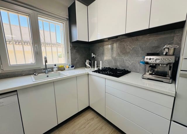 4 camera da letto Villa in vendita in Ciudad Quesada, Rojales con piscina garage - 470.000 € (Rif: 9914898)