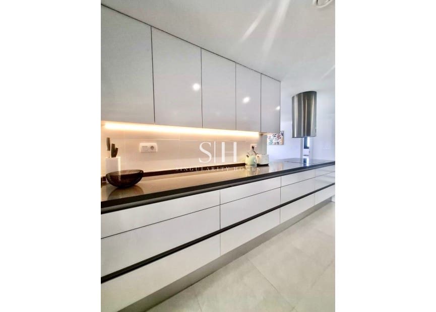 3 sovrum Lägenhet till salu i Orihuela Costa med pool garage - 390 000 € (Ref: 9914899)
