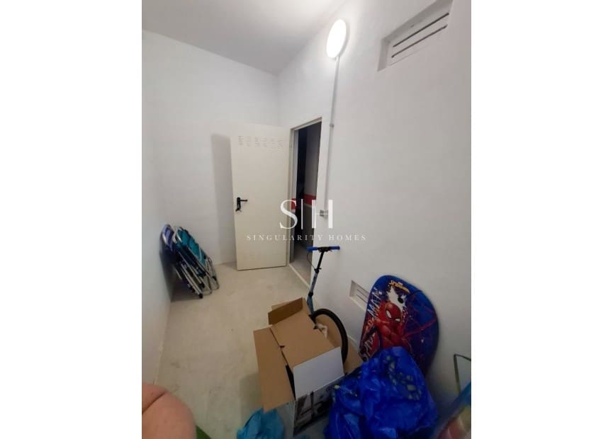 3 sovrum Lägenhet till salu i Orihuela Costa med pool garage - 390 000 € (Ref: 9914899)