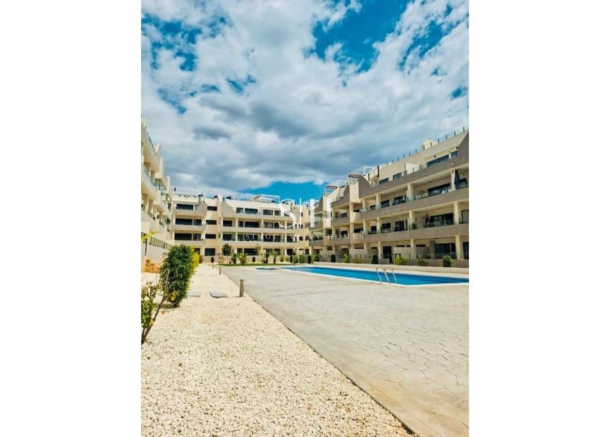 3 sovrum Lägenhet till salu i Orihuela Costa med pool garage - 390 000 € (Ref: 9914899)