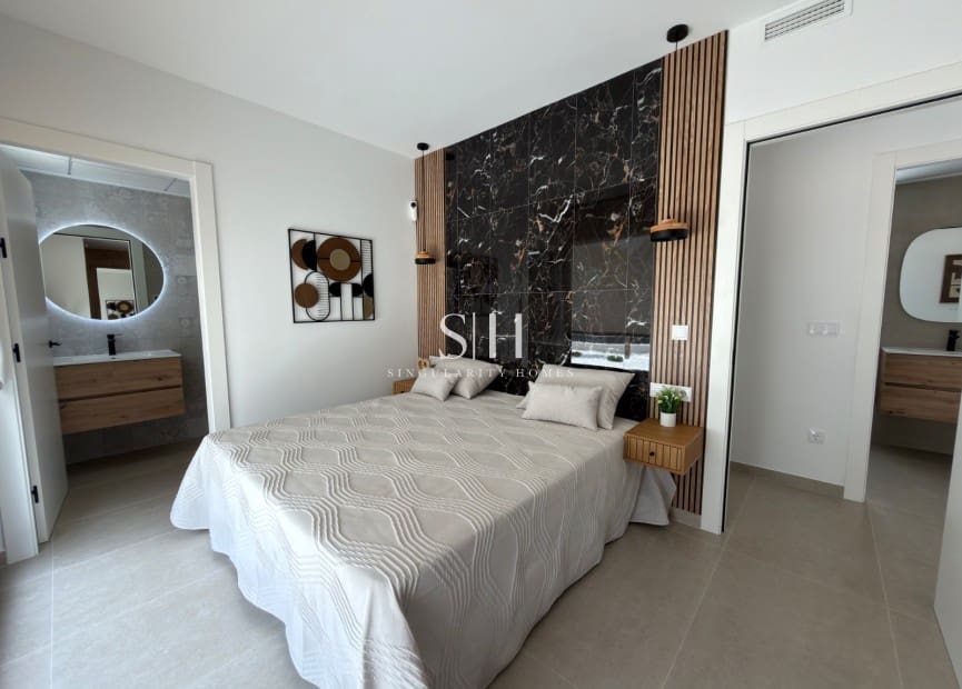 3 bedroom Villa for sale in Los Montesinos with pool - € 499,000 (Ref: 9919246)