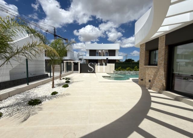 3 slaapkamer Villa te koop in Los Montesinos met zwembad - € 499.000 (Ref: 9919246)
