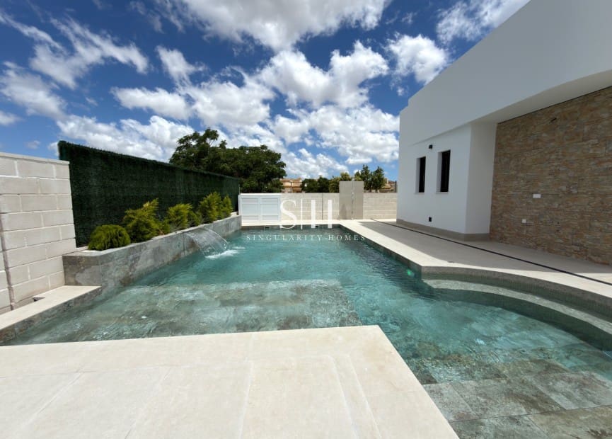 3 bedroom Villa for sale in Los Montesinos with pool - € 499,000 (Ref: 9919246)