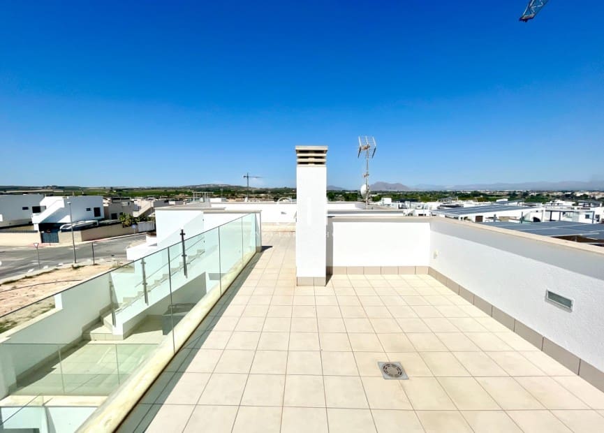 3 sypialnia Willa na sprzedaż w Benijofar z basenem garażem - 399 000 € (Ref: 9919249)