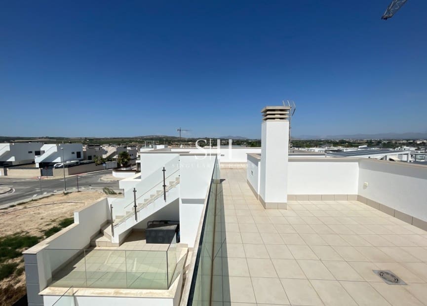 3 sypialnia Willa na sprzedaż w Benijofar z basenem garażem - 399 000 € (Ref: 9919249)