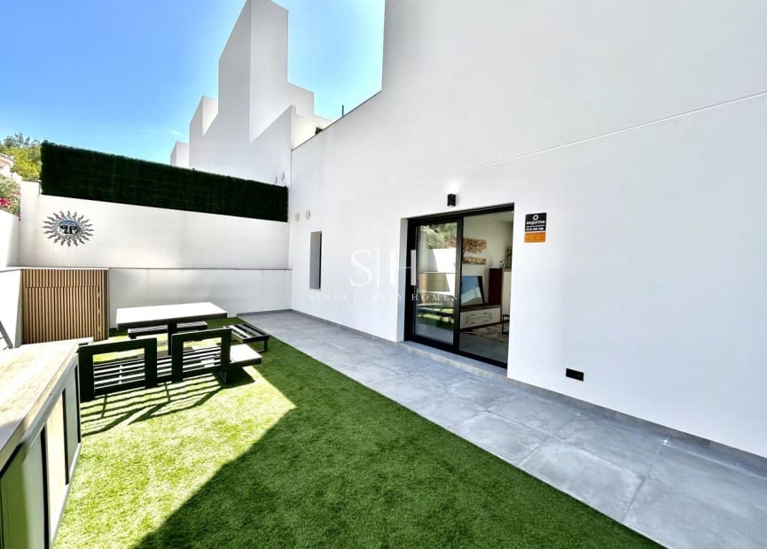 2 camera da letto Villa in vendita in Orihuela Costa con piscina garage - 425.000 € (Rif: 9919250)