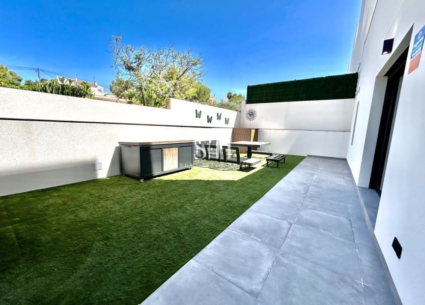 2 camera da letto Villa in vendita in Orihuela Costa con piscina garage - 425.000 € (Rif: 9919250)