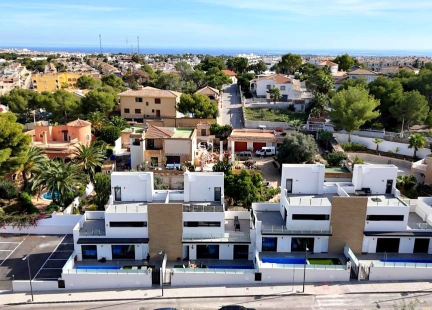 2 camera da letto Villa in vendita in Orihuela Costa con piscina garage - 425.000 € (Rif: 9919250)